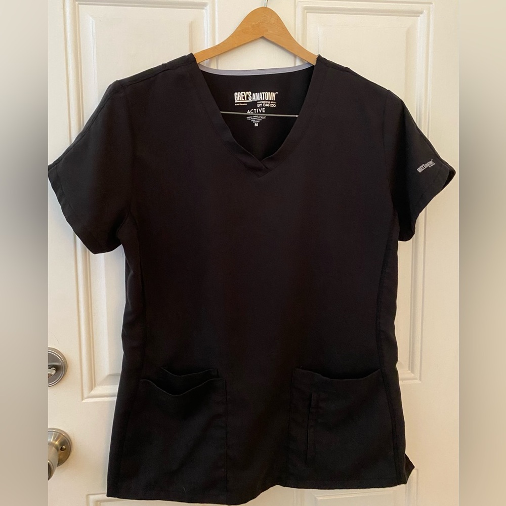 Greys anatomy barco scrub top black Medium